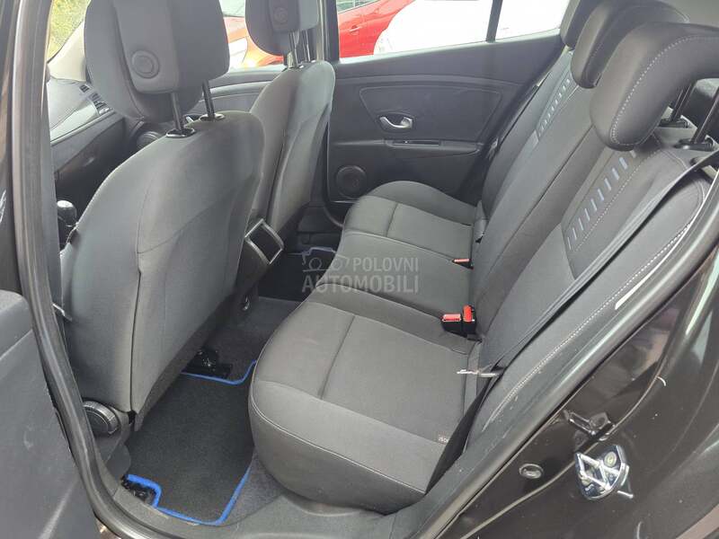 Renault Megane 1.6 B CH