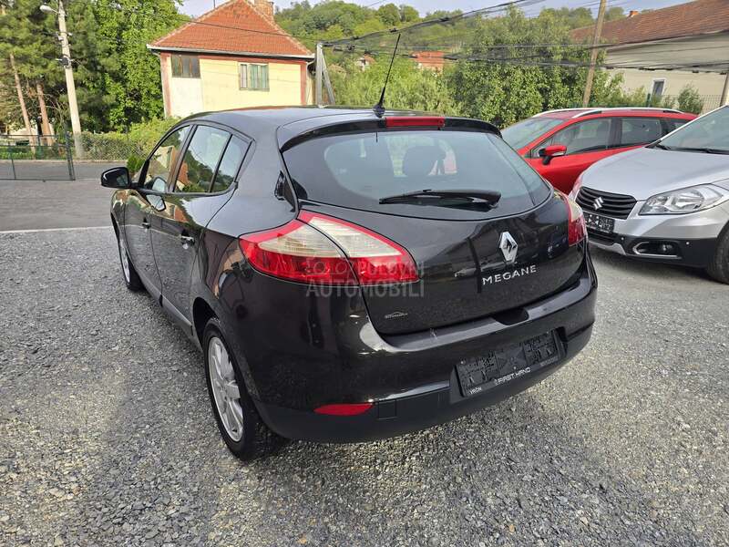 Renault Megane 1.6 B CH