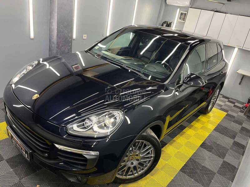 Porsche Cayenne 3.0 4x4 PANO