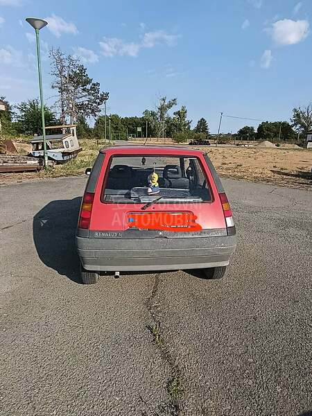 Renault R 5 