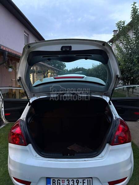 Kia pro_cee`d 1.6