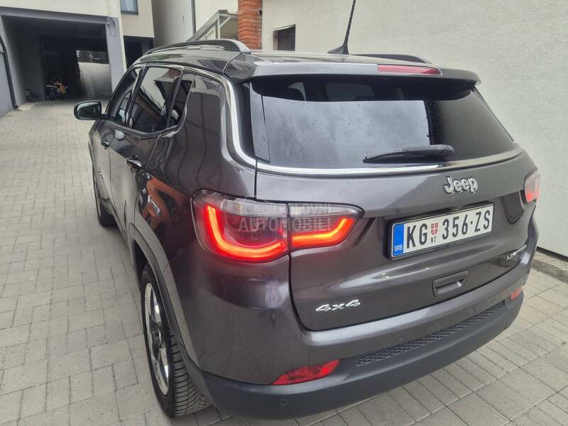 Jeep Compass 