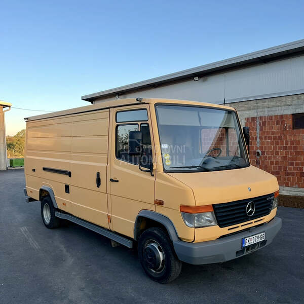 Mercedes Benz Vario 614d