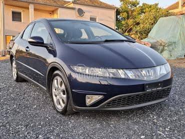 Honda Civic 1.8 v-tec