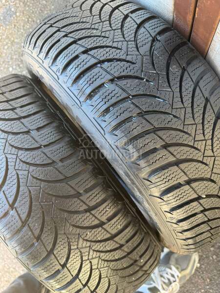 Nexen 185/60 R15 Zimska