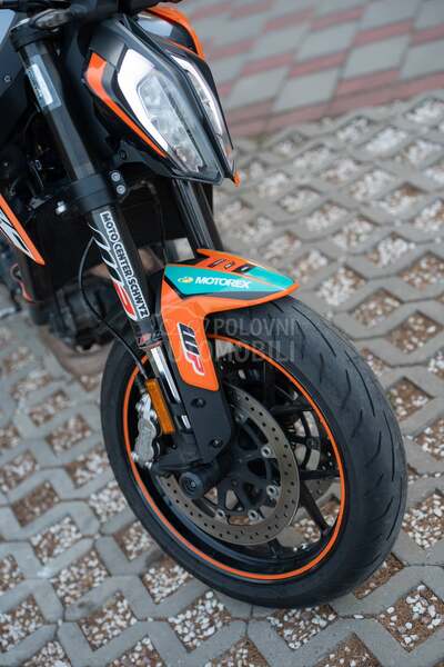 KTM Duke 790