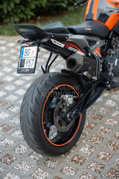 KTM Duke 790
