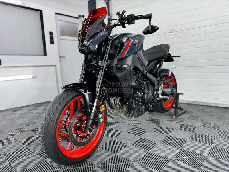 Yamaha MT 09