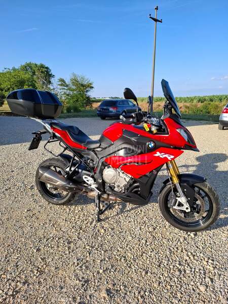 BMW S1000XR