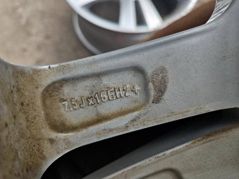 Aluminijumske felne BMW 5x120 16" 5 x 120