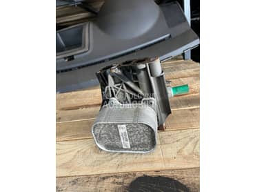 Kuciste filtera ulja za Volkswagen Golf 7