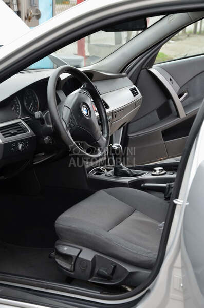 BMW 520 520i