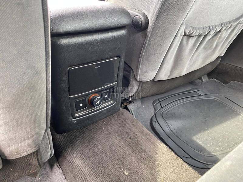 Peugeot 607 
