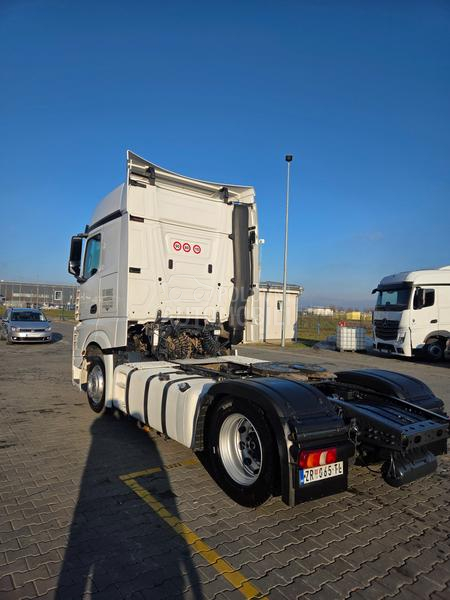 Mercedes Benz ACTROS 1845