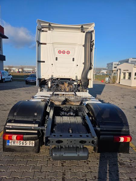 Mercedes Benz ACTROS 1845