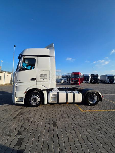 Mercedes Benz ACTROS 1845