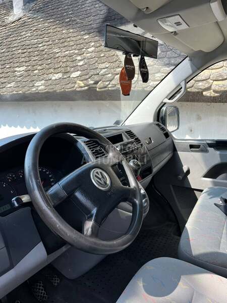 Volkswagen Transporter T5 