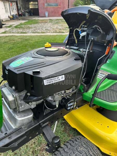 John Deere D130