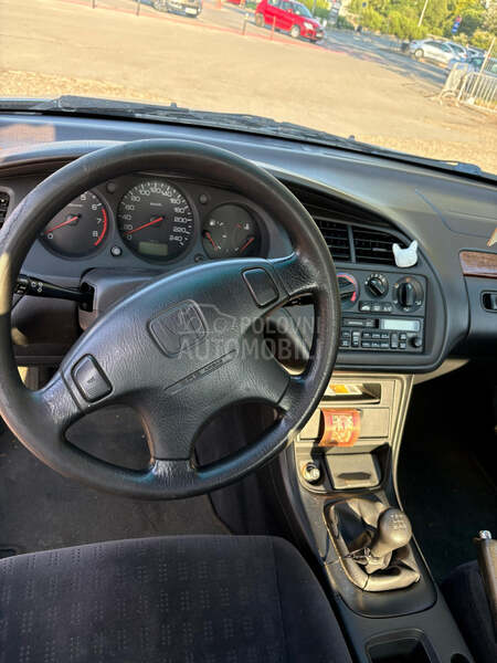 Honda Accord 1.8 I vtec