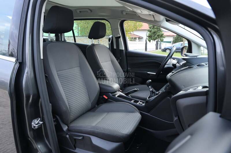 Ford Grand C-Max TITANIUM/PANO/NOV