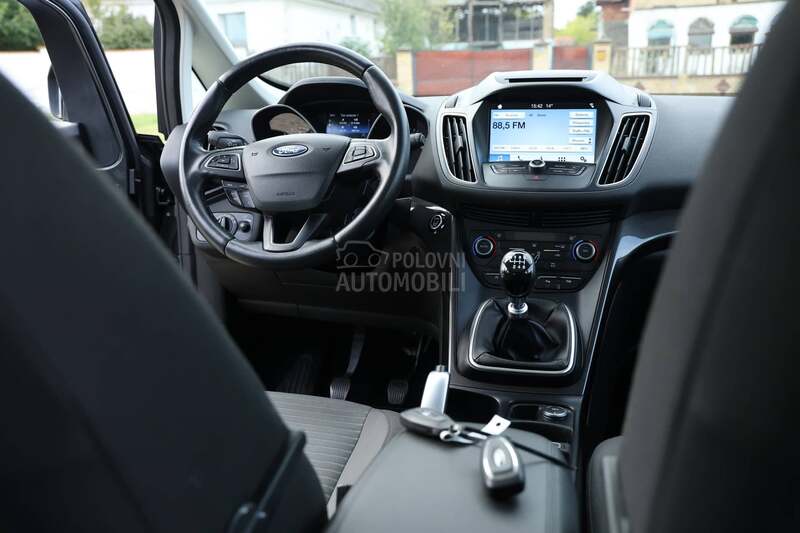 Ford Grand C-Max TITANIUM/PANO/NOV