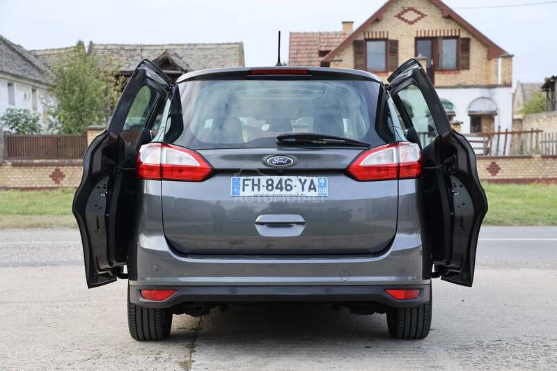 Ford Grand C-Max TITANIUM/PANO/NOV