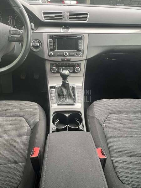Volkswagen Passat B7 