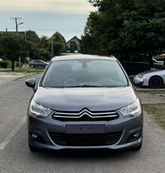 Citroen C4 1.4 16V ATTRACTION