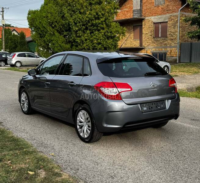Citroen C4 1.4 16V ATTRACTION