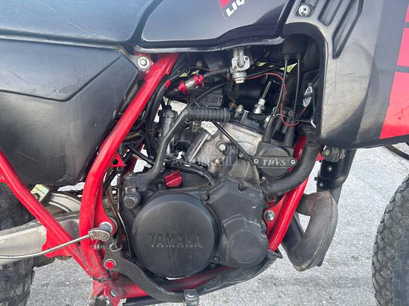 Yamaha DT 125  ČITAJ OPIS