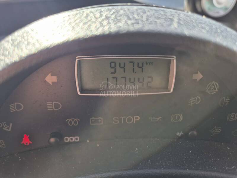 Peugeot 807 