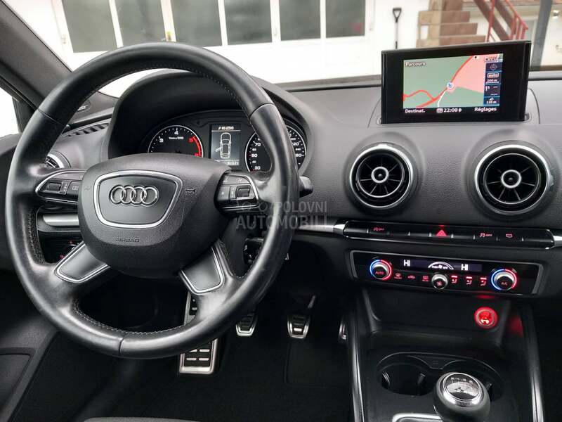 Audi A3 BLACK S-LINE BOSE