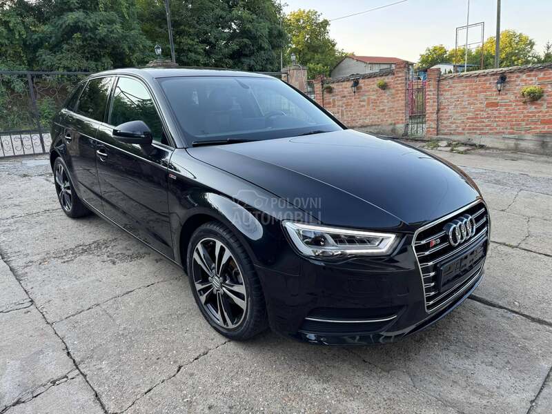 Audi A3 BLACK S-LINE BOSE