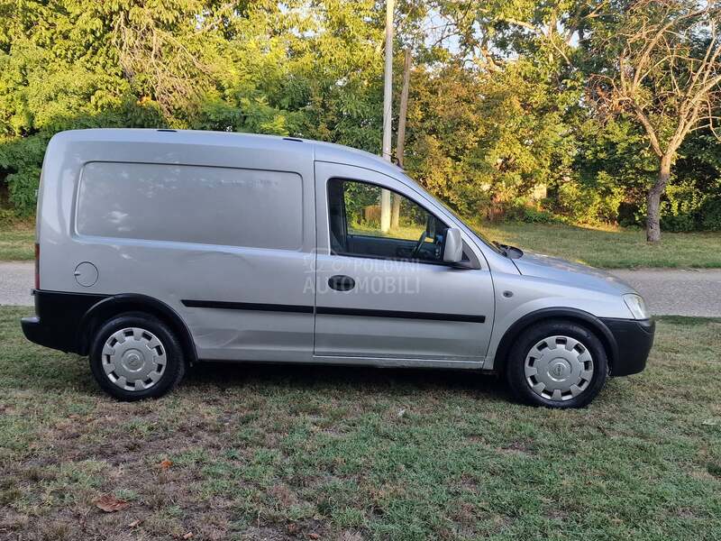 Opel Combo OČUVAN