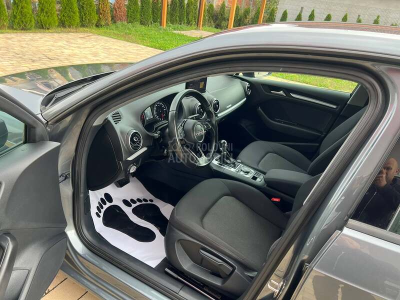 Audi A3 1.6 TDI AUTOMA