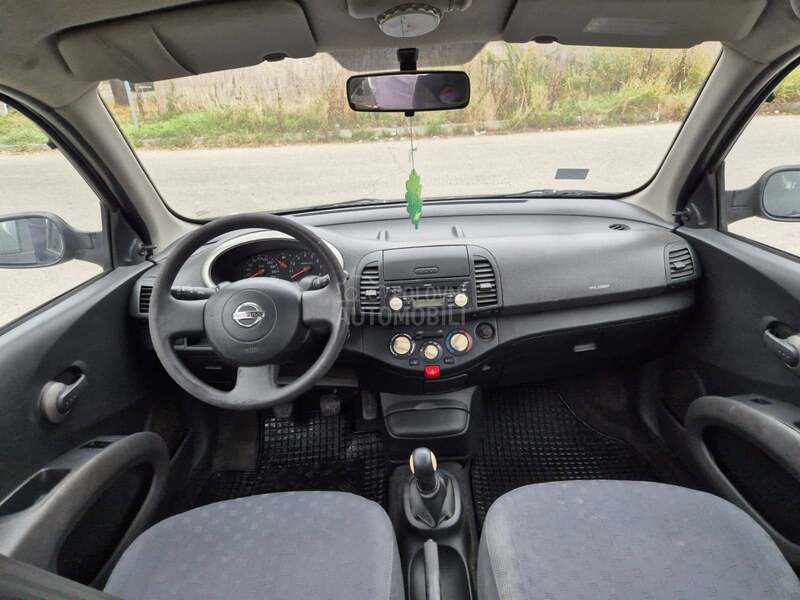 Nissan Micra 