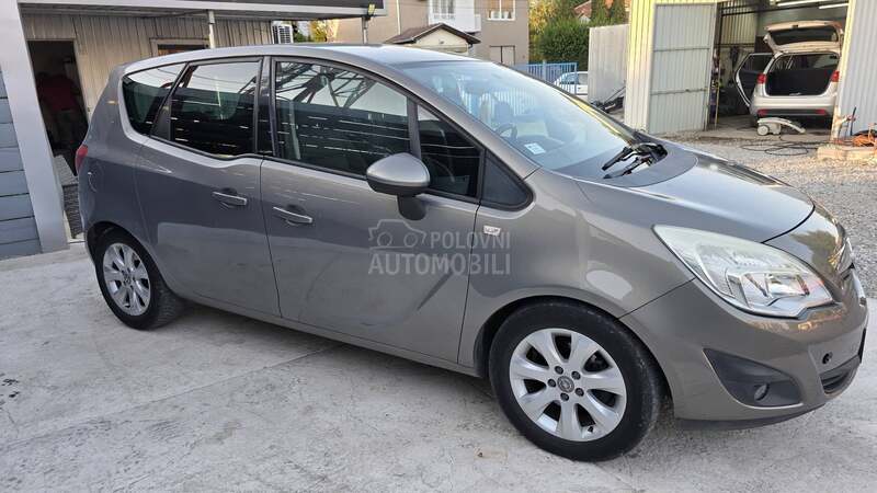 Opel Meriva 1.3
