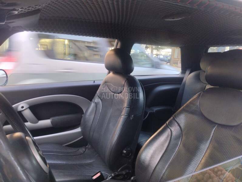 MINI Cooper 1.6 p.li.n  N.o.v