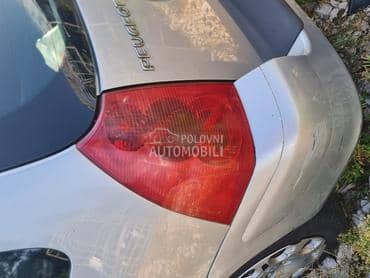 stop lampa za Peugeot 307 od 2001. do 2005. god.