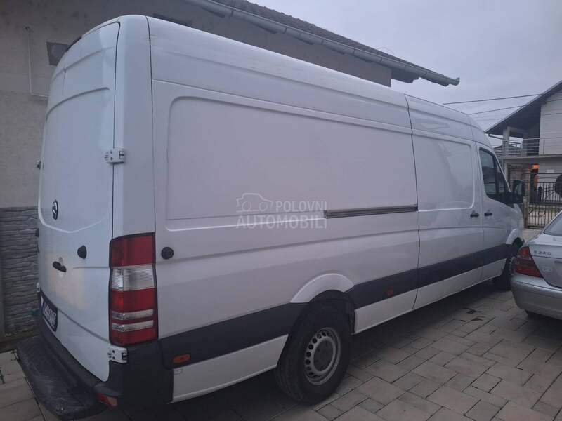 Mercedes Benz Sprinter 