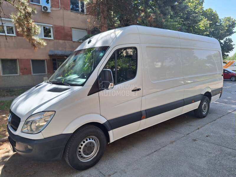 Mercedes Benz Sprinter 