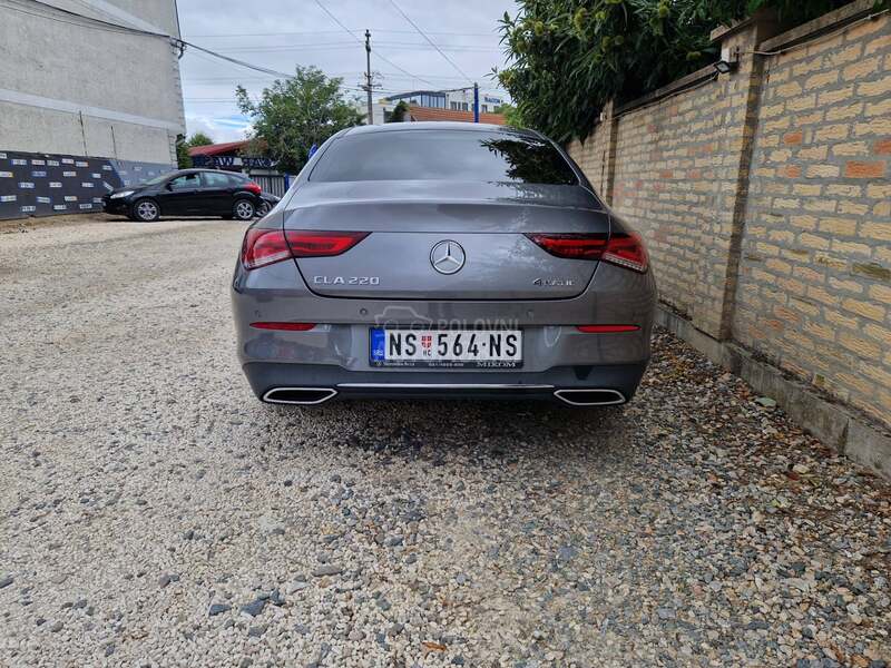 Mercedes Benz CLA 220 4MATIC
