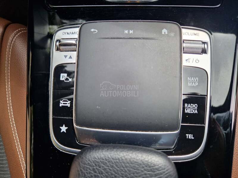 Mercedes Benz CLA 220 4MATIC