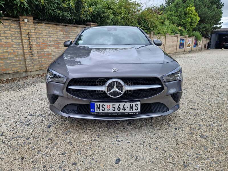 Mercedes Benz CLA 220 4MATIC