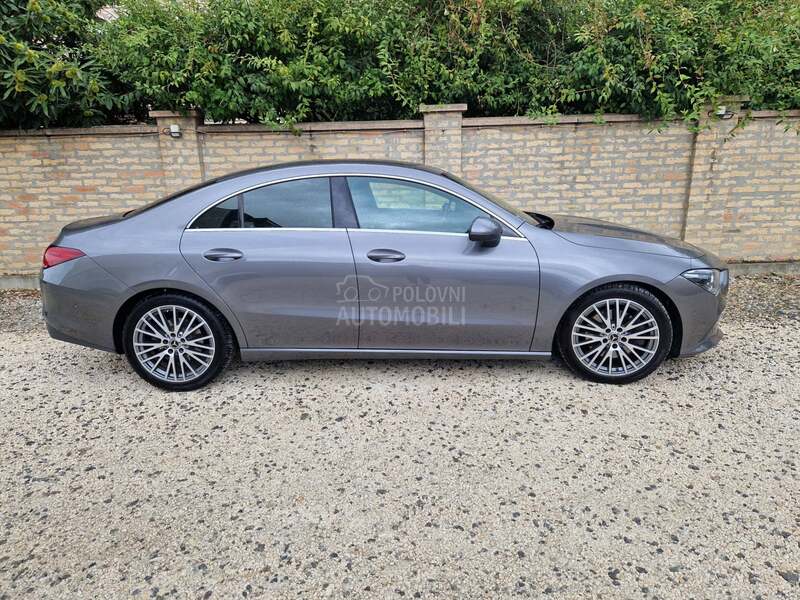 Mercedes Benz CLA 220 4MATIC