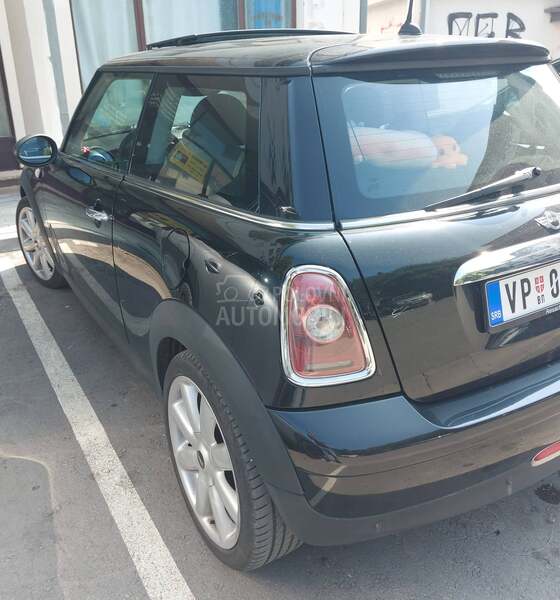 MINI Cooper 