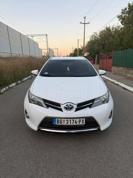 Toyota Auris 1.8 hybrid