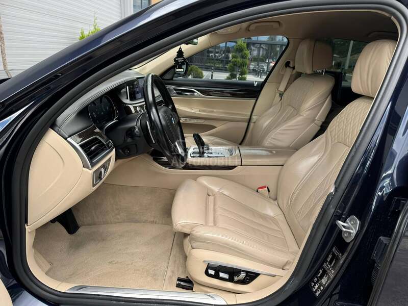 BMW 730 