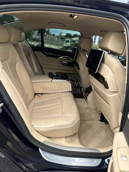 BMW 730 