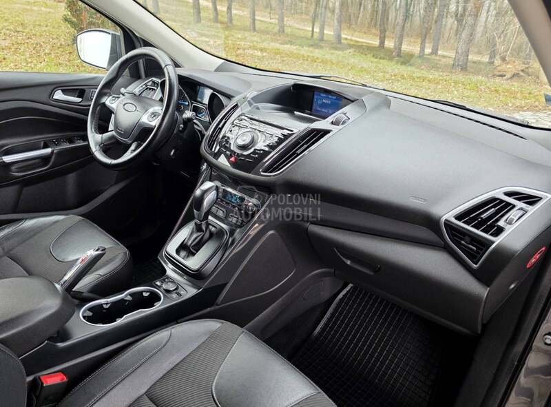 Ford Kuga 2.0 cdti ST LINE